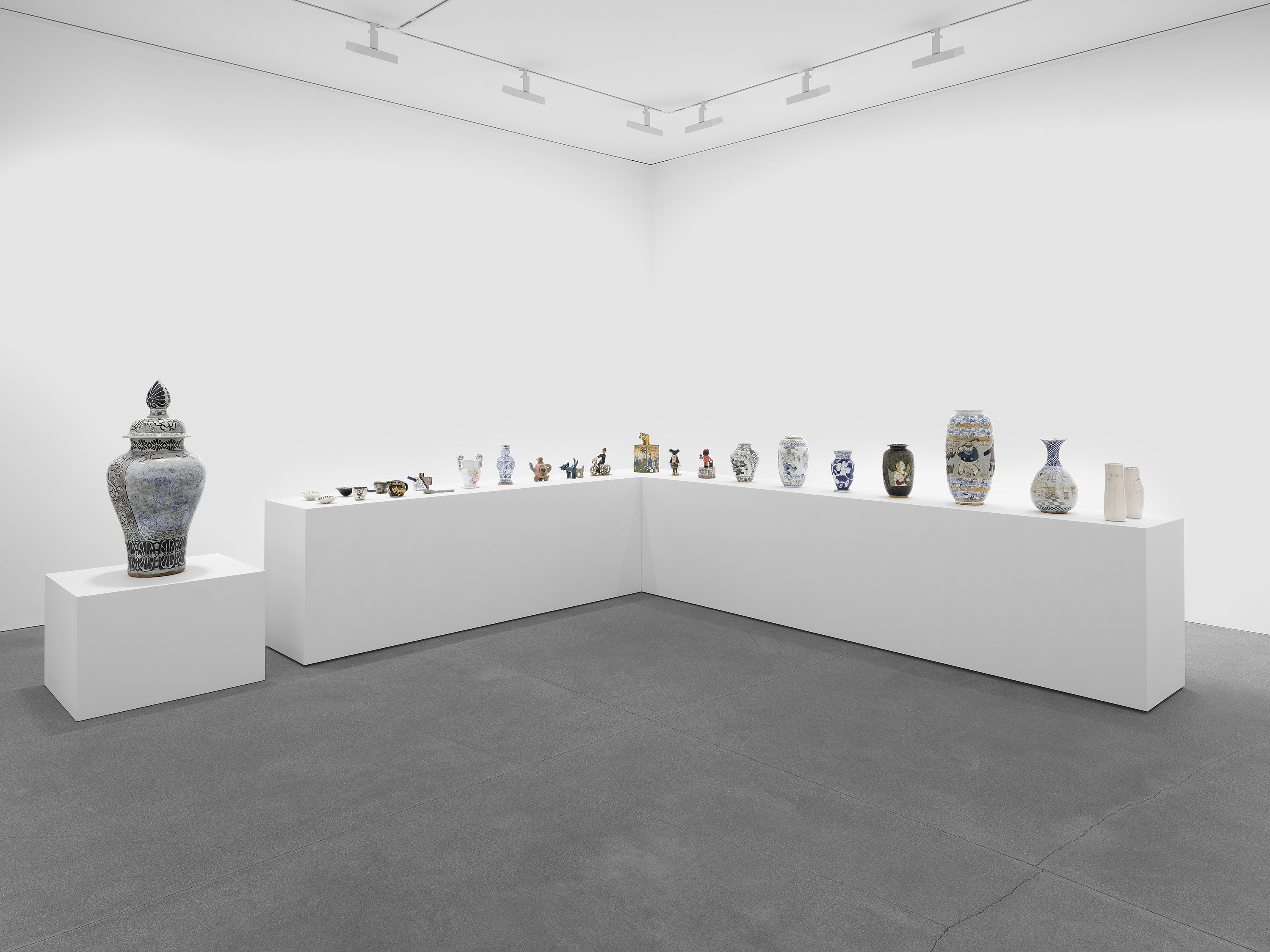 Magdalena Suarez Frimkess, Untitled at Josh Smith Studio, Brooklyn, photo 3
