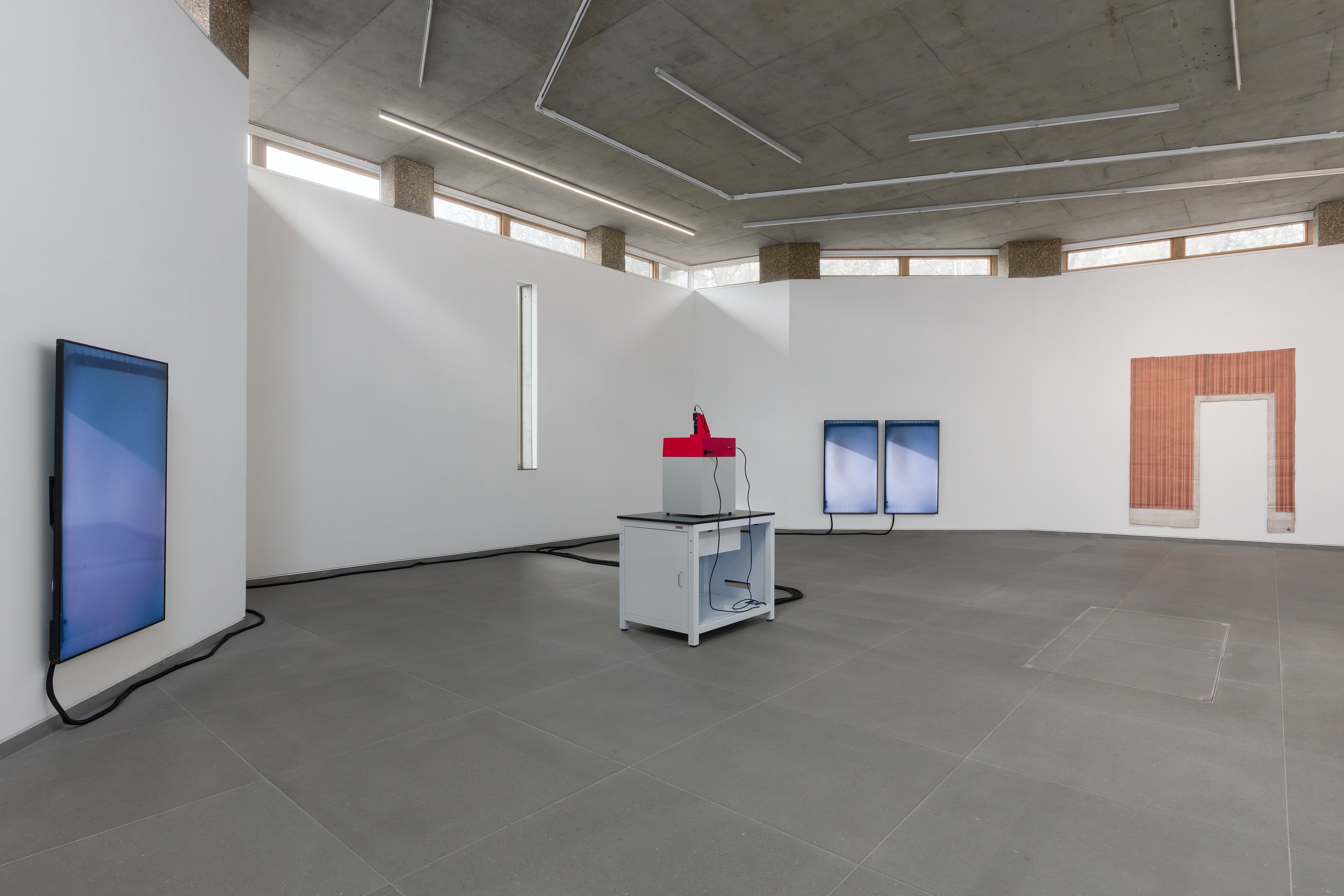 Kobby Adi, Untitled at Cabinet, photo 2