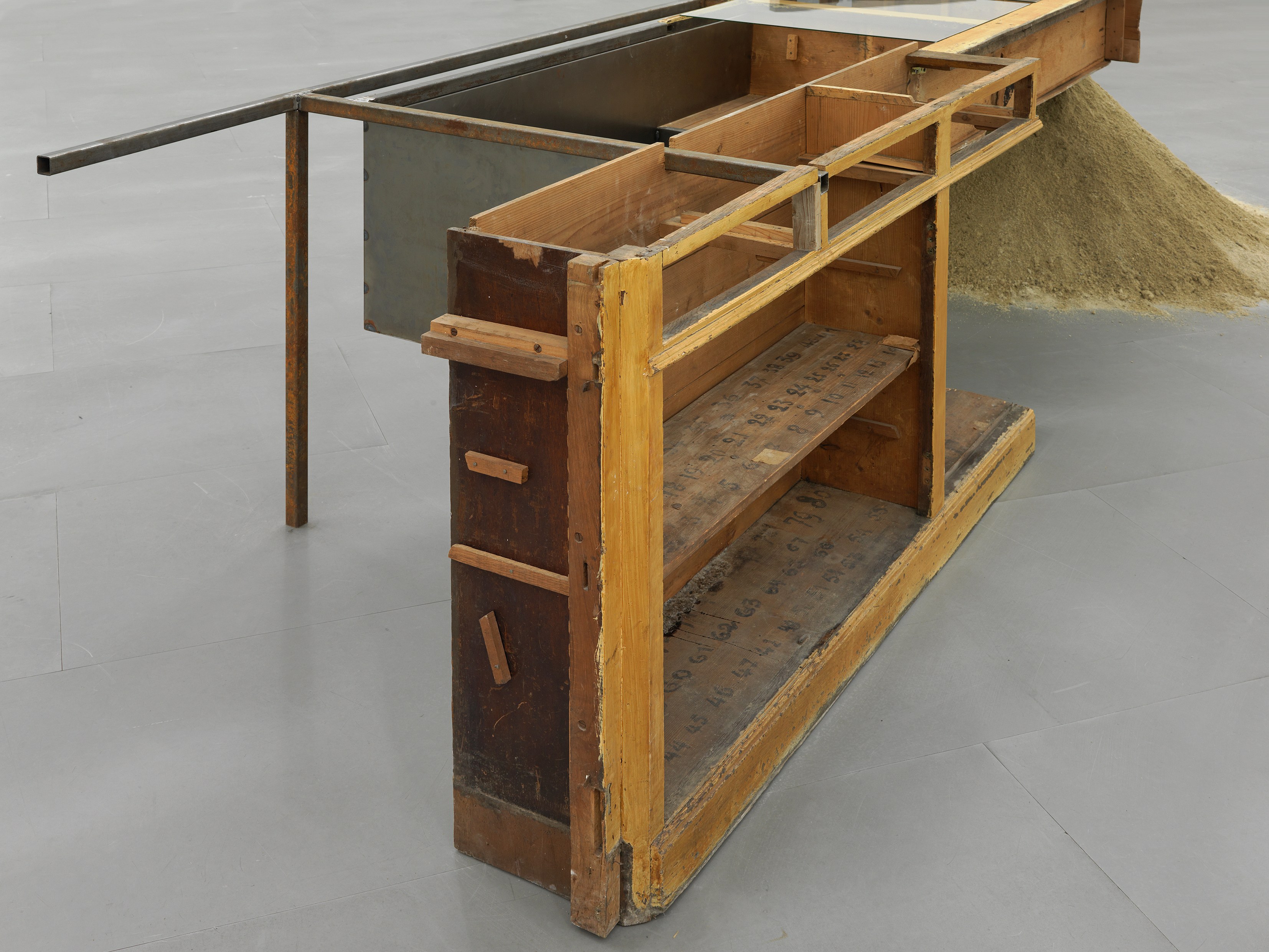 The probability that nothing will happen, The probability that nothing will happen at Carlier Gebauer, photo 6