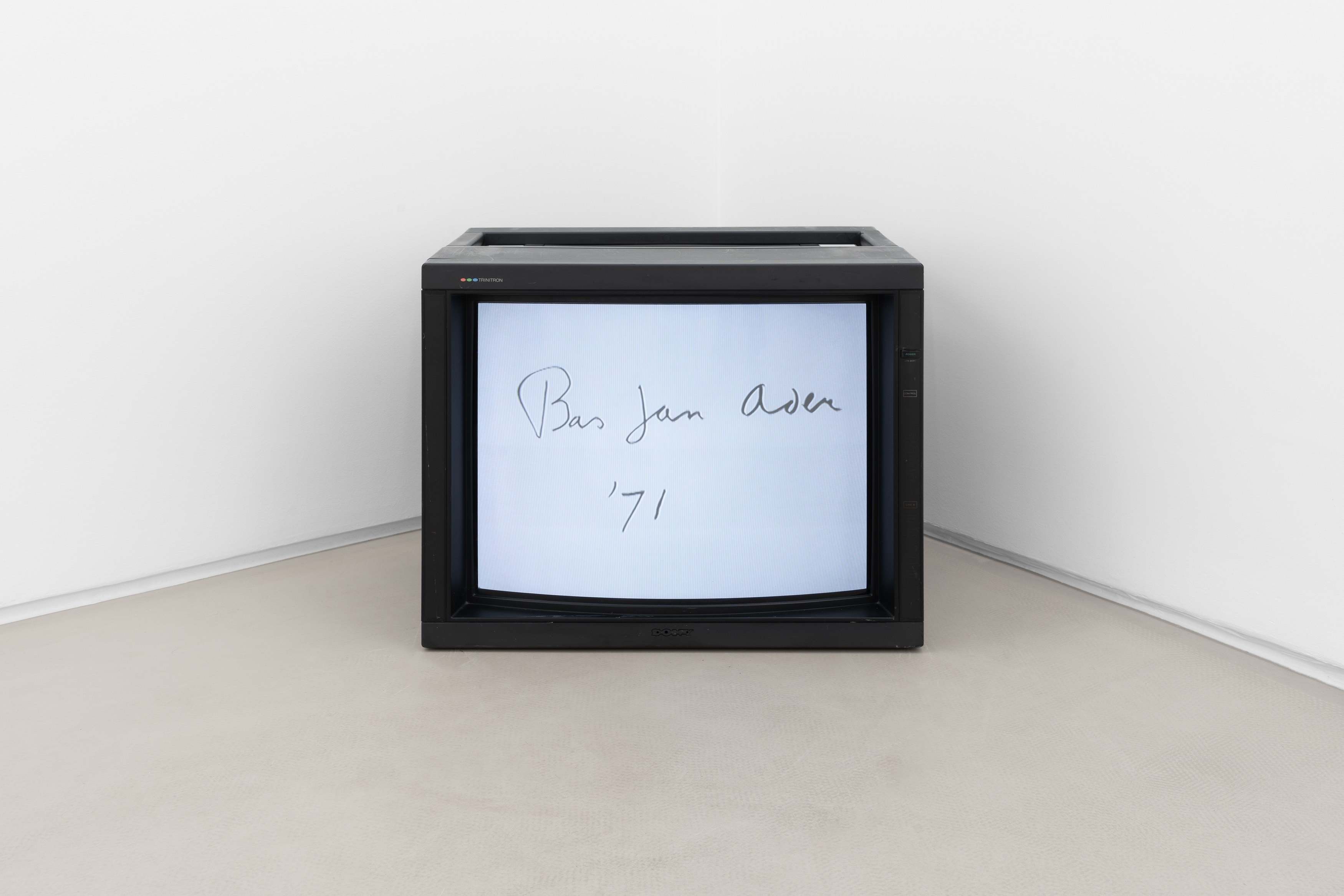 Bas Jan Ader, Hélène Janicot, Park McArthur, Where It Doesn’t Reach at Lo Brutto Stahl, photo 25