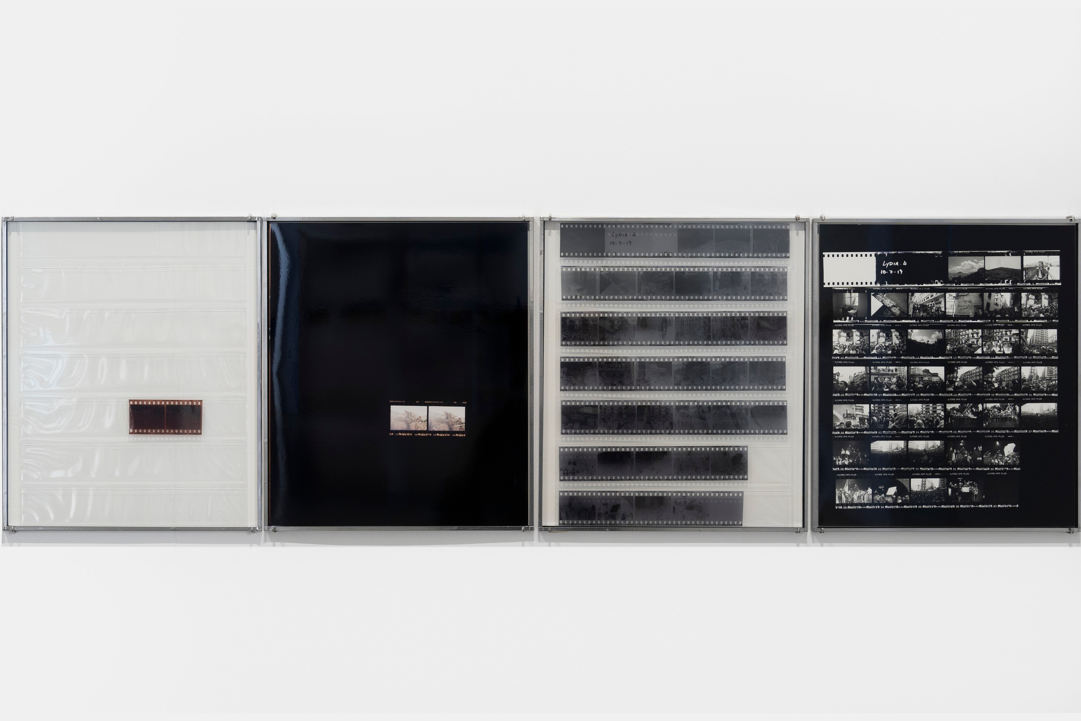 Lydia Ourahmane, 1752 Photos at Galerie Chantal Crousel, photo 4