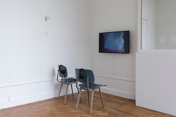 Image 3 of 70