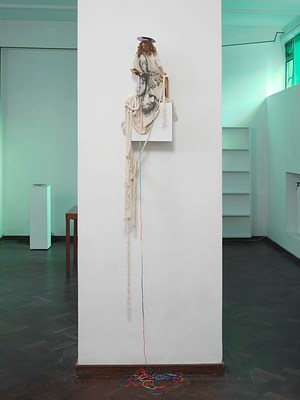 Image 16 of 32