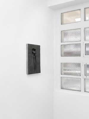 Image 4 of 18