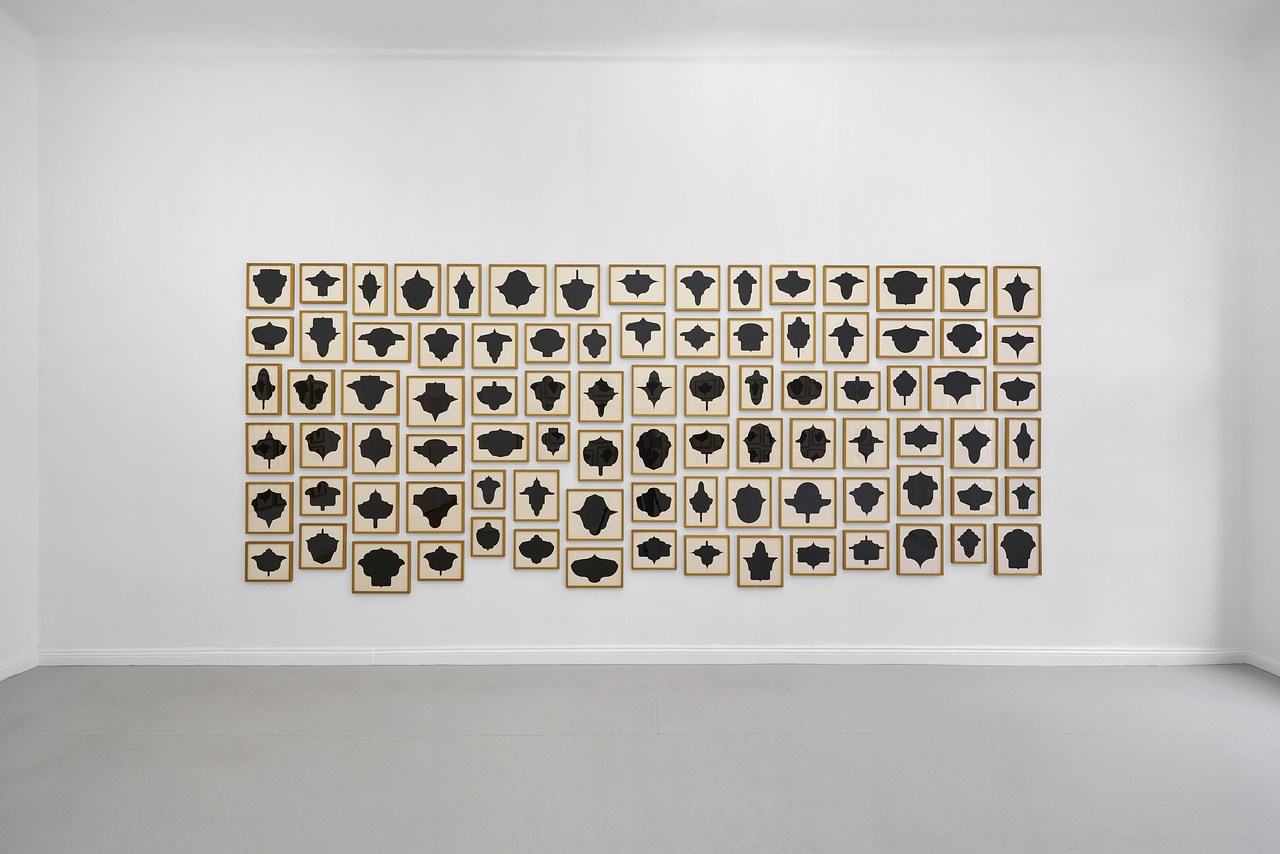 Allan McCollum at Galerie Thomas Schulte