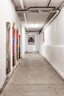 Image 4 of 20