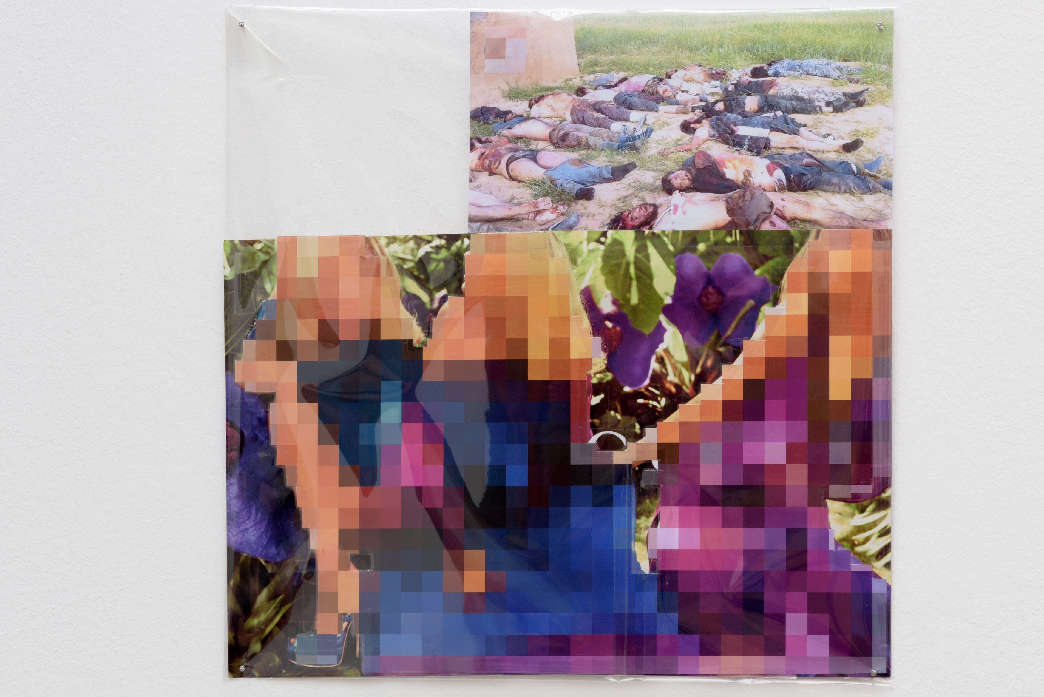 Thomas Hirschhorn, Pixel-Collage at Galerie Chantal Crousel, photo 11