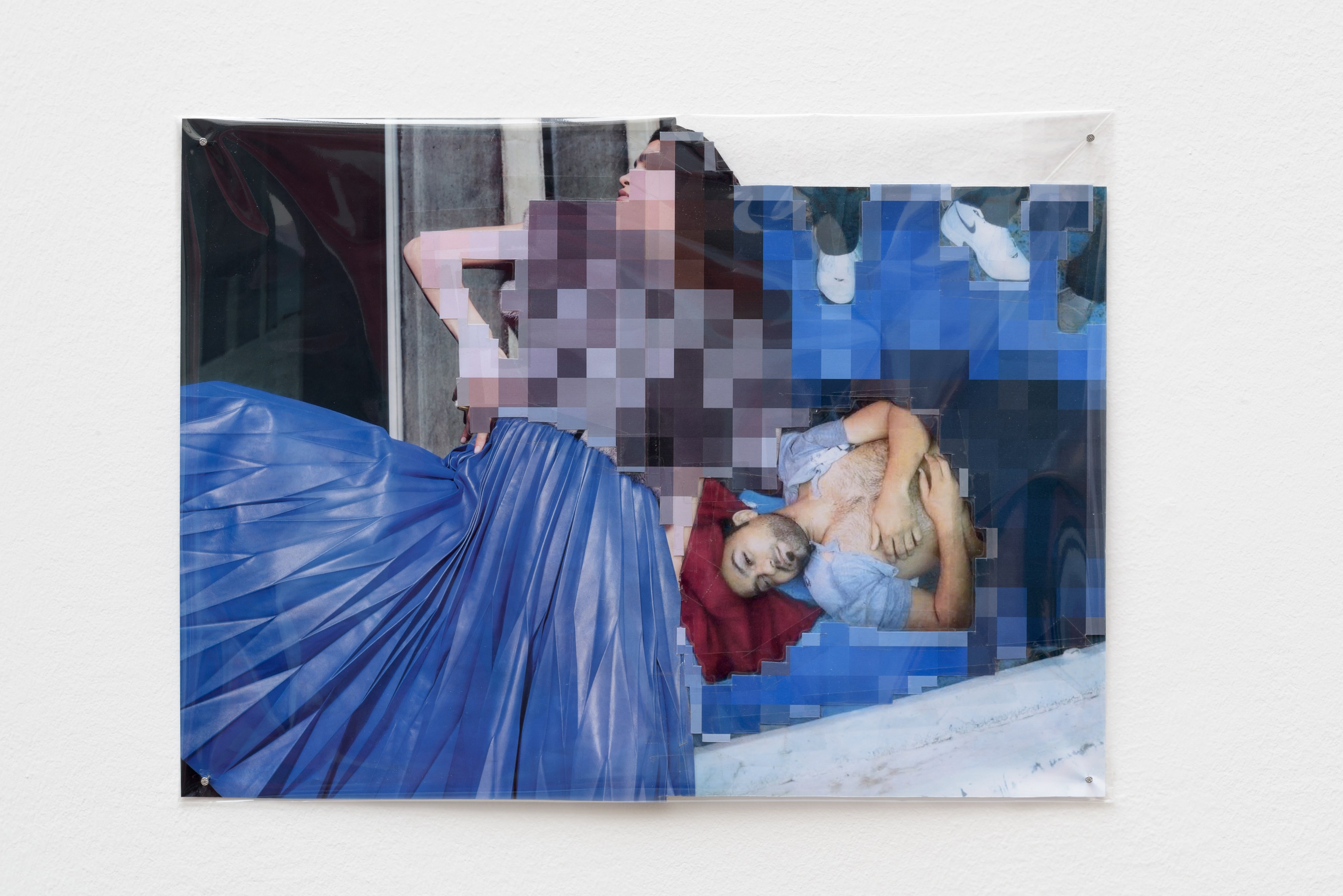 Thomas Hirschhorn, Pixel-Collage at Galerie Chantal Crousel, photo 12