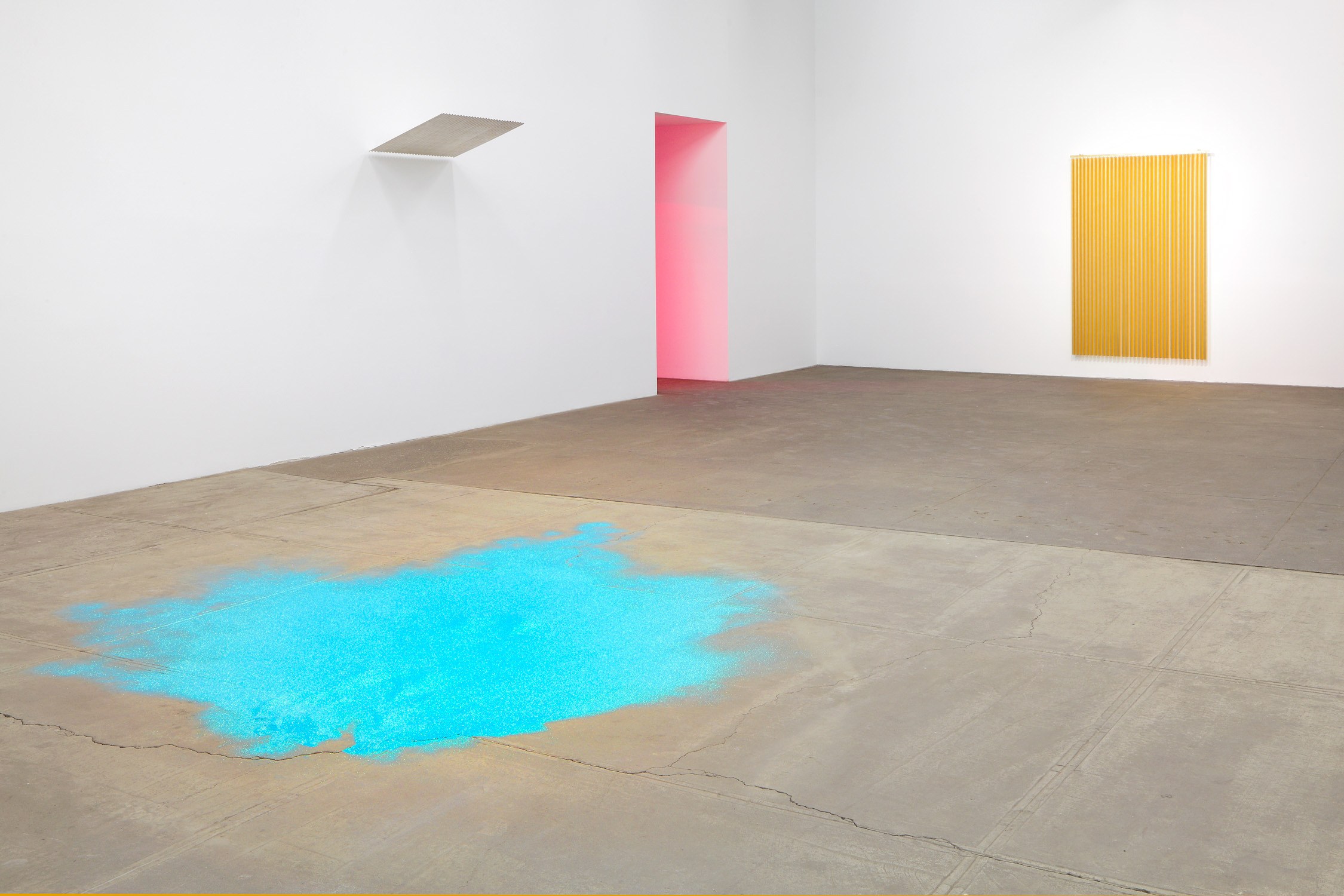 Ann Veronica Janssens, Untitled at Bortolami, photo 2
