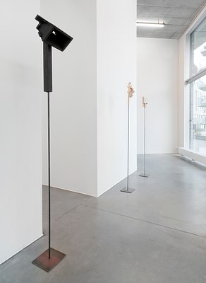 Image 3 of 24