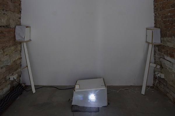 Image 7 of 32