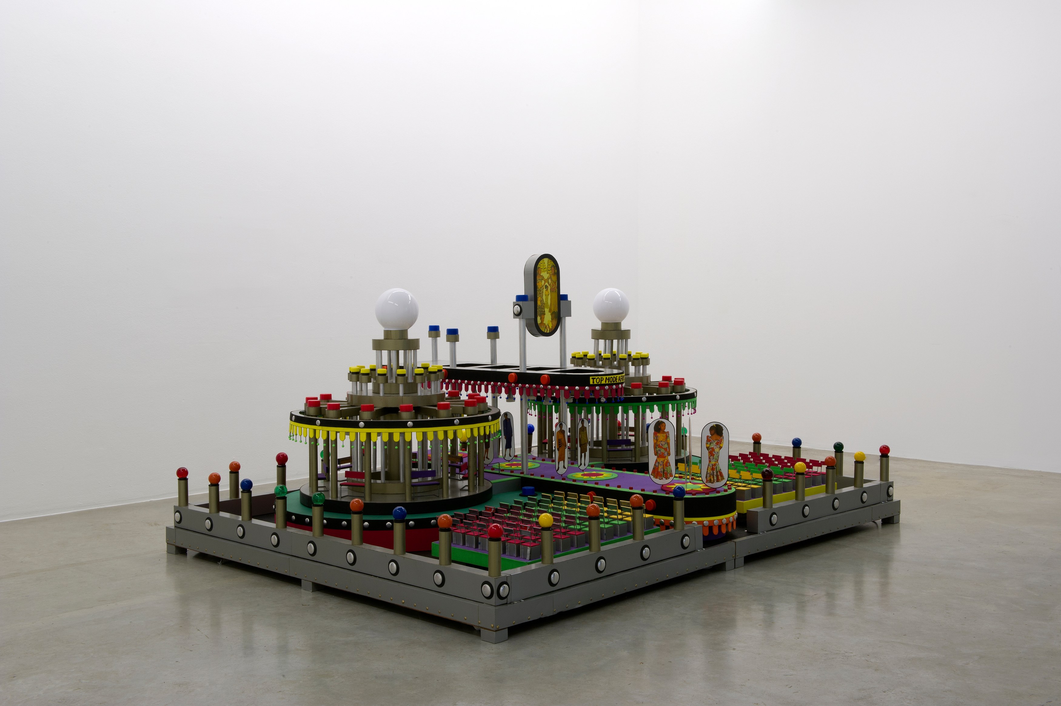 Carsten Höller, AVEC at Air de Paris, photo 15