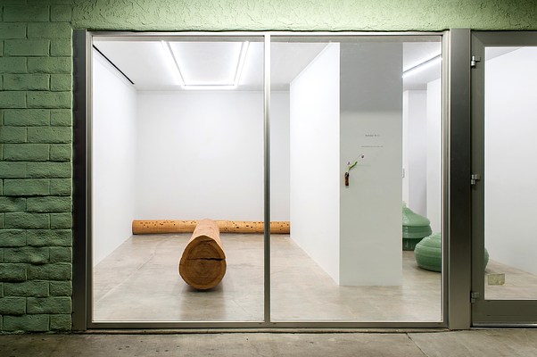 Image 4 of 27