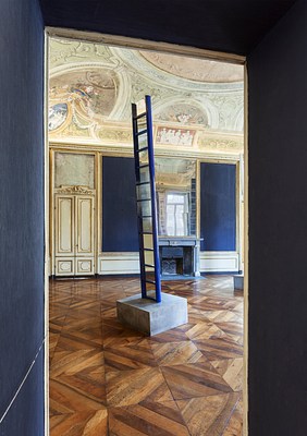 Image 10 of 87