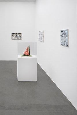 Image 4 of 30