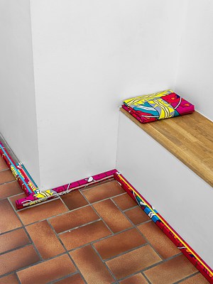 Image 11 of 32