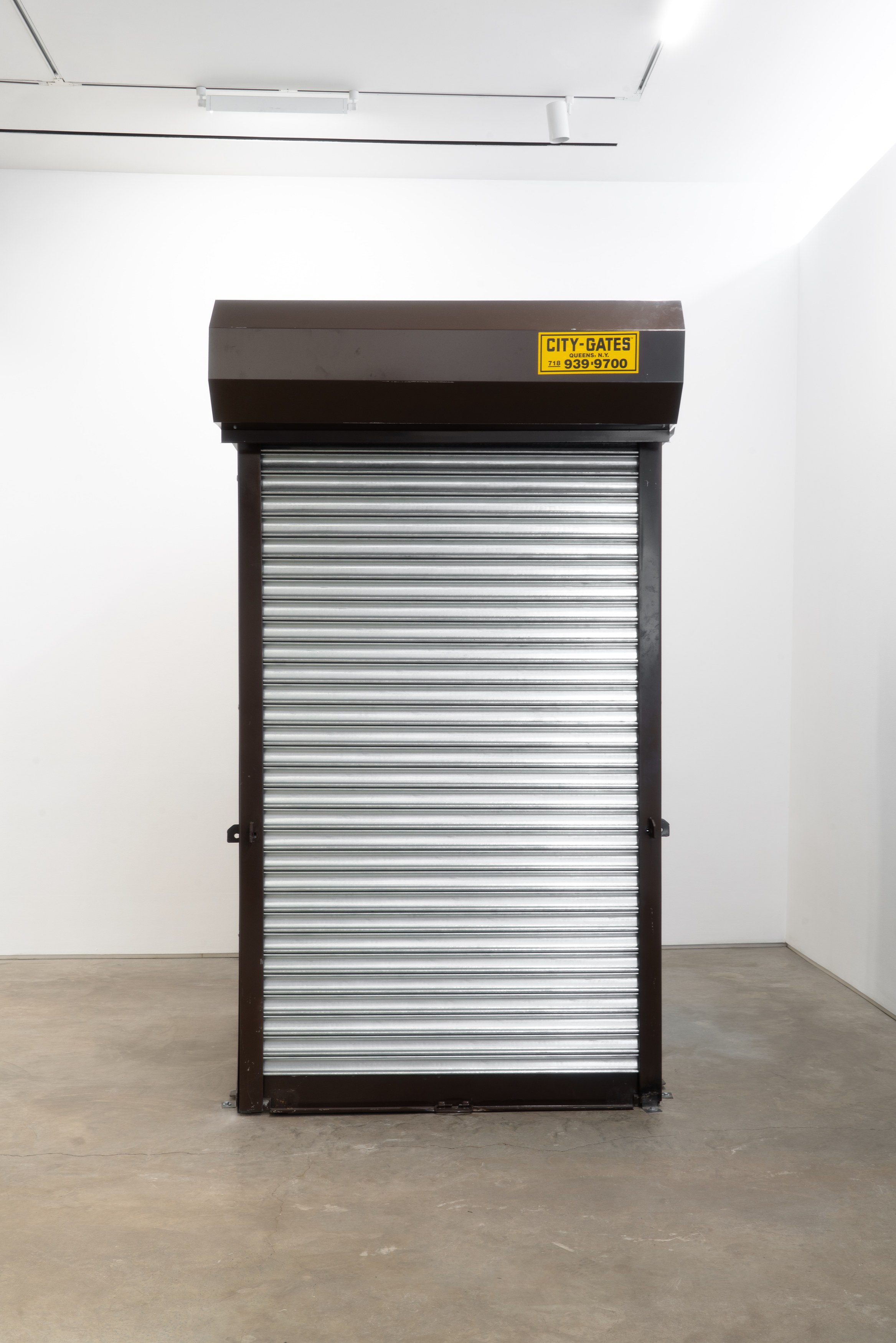Devon Dikeou, HERE IS NEW YORK (E.B. WHITE) at James Fuentes, photo 5