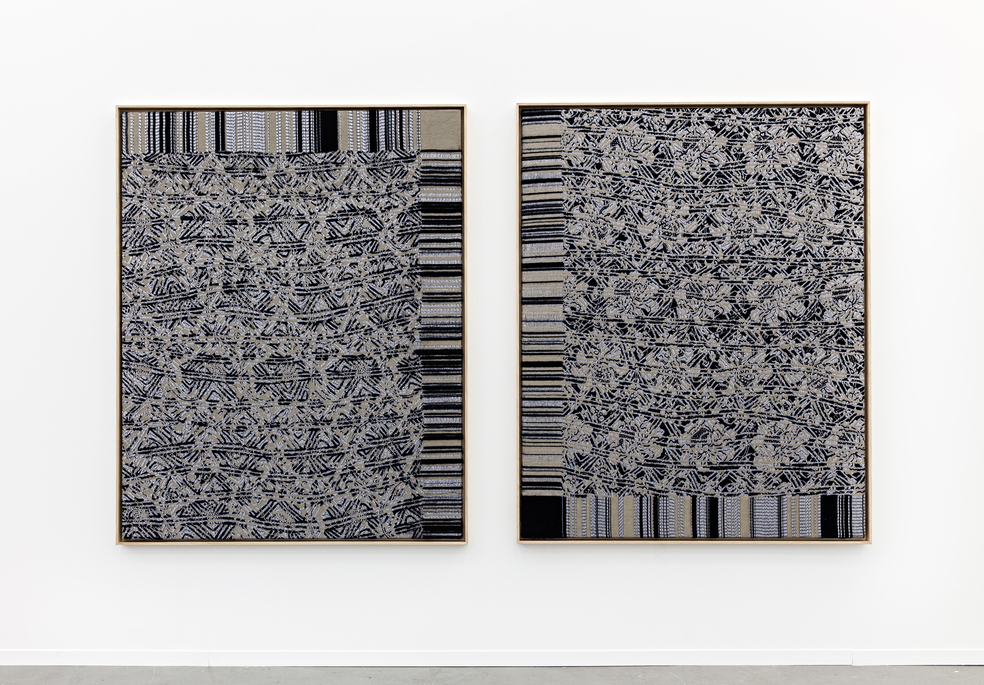 Lisa Oppenheim, Analytic Engine at The Approach, photo 7