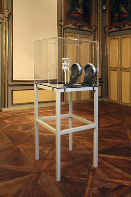 Image 4 of 7