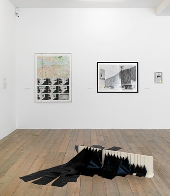 Image 4 of 19
