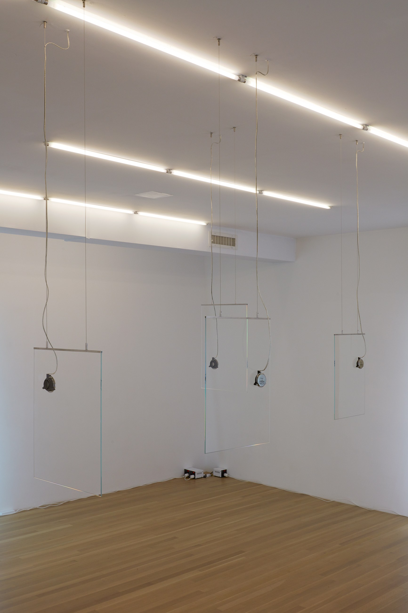 Cerith Wyn Evans, shade/frequency… at Galerie Buchholz, Berlin, photo 15