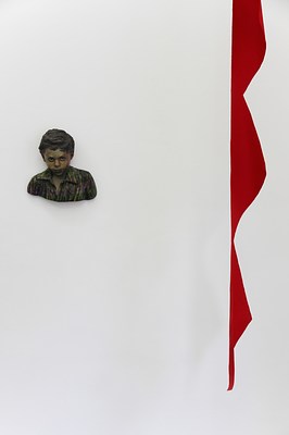 Image 4 of 19