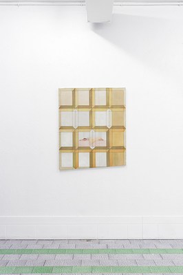 Image 10 of 42