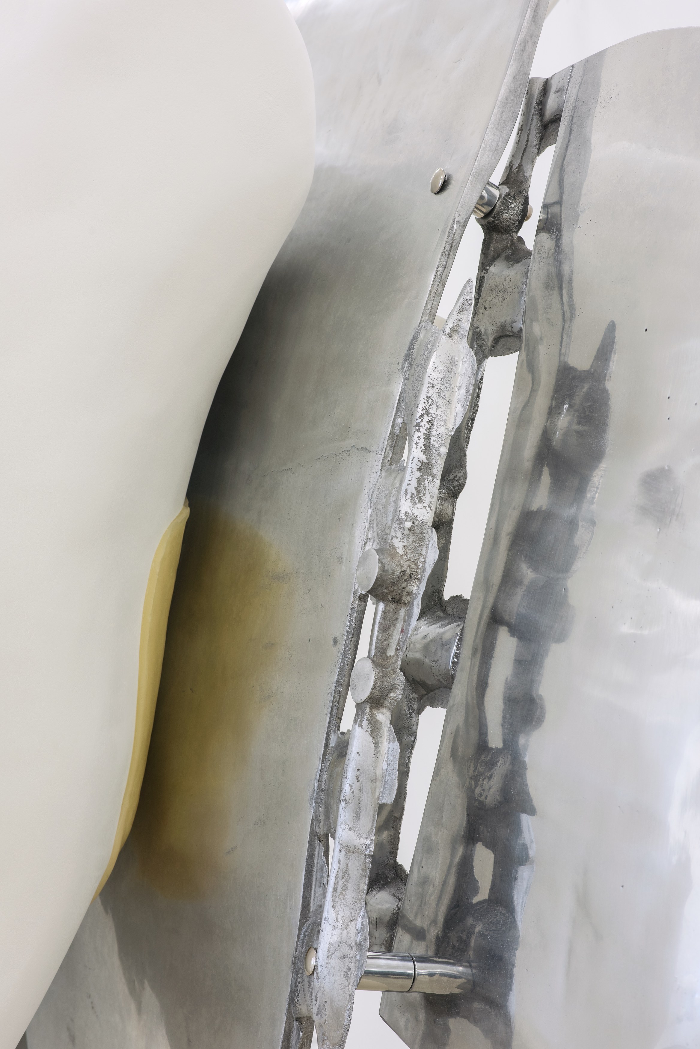 Nairy Baghramian, Scruff of the Neck at Marian Goodman Gallery, photo 9