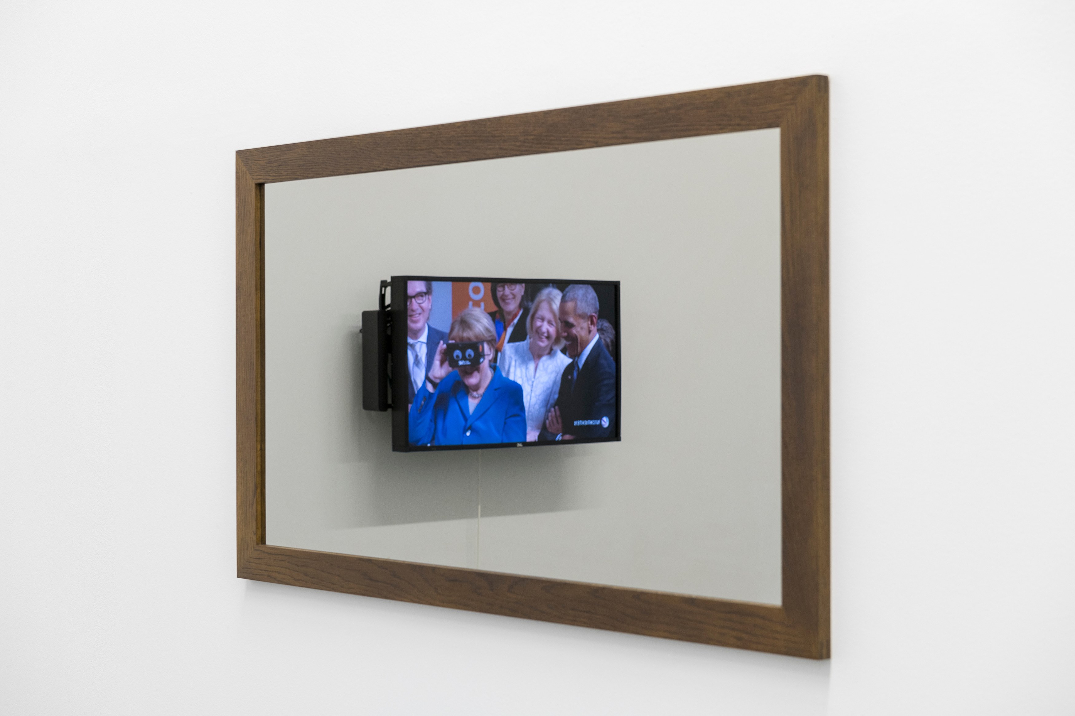 Daniel Pflumm, Untitled at MD 72, photo 8