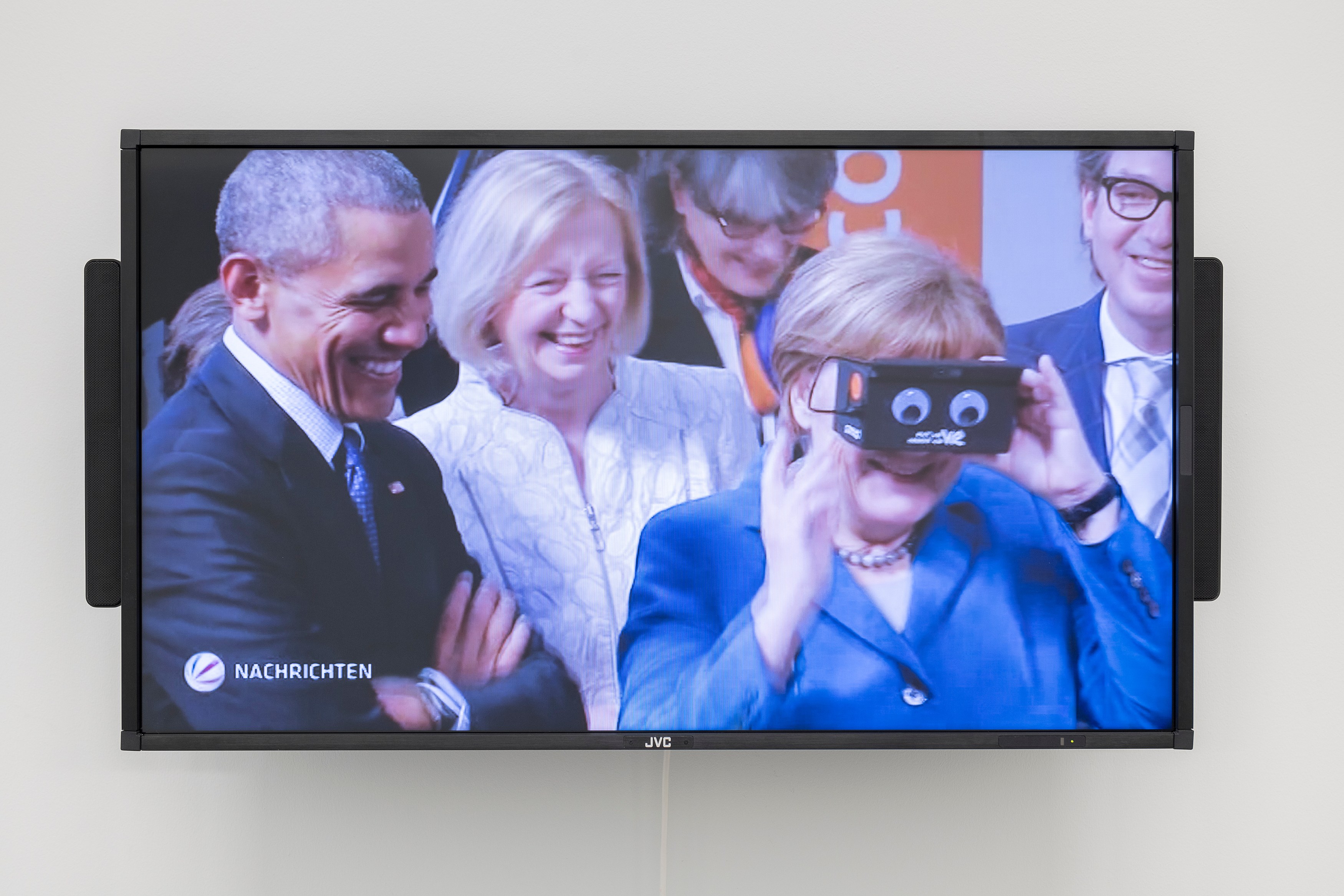 Daniel Pflumm, Untitled at MD 72, photo 15