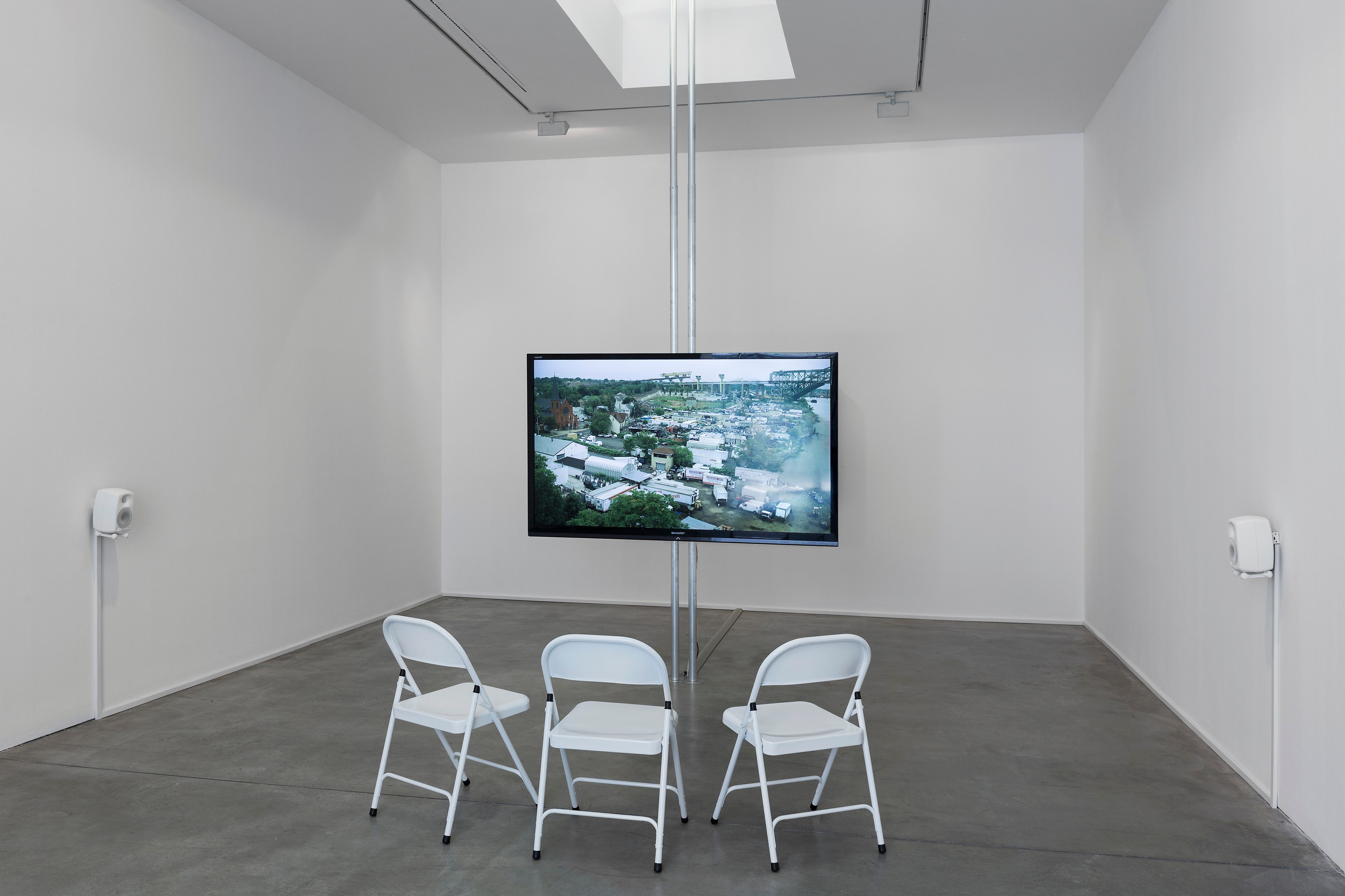 David Hartt, Negative Space at Galerie Thomas Schulte, photo 3