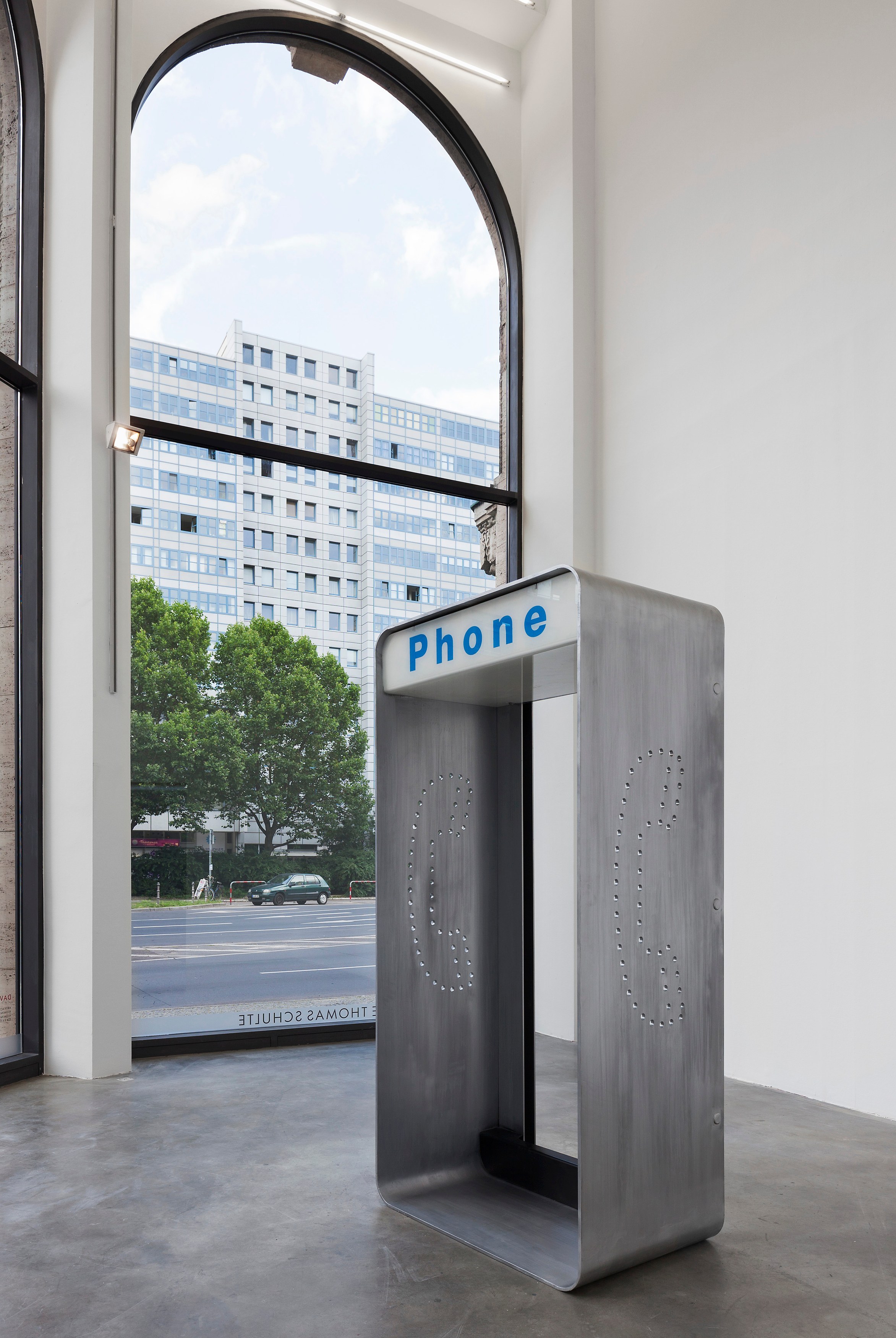 David Hartt, Negative Space at Galerie Thomas Schulte, photo 7