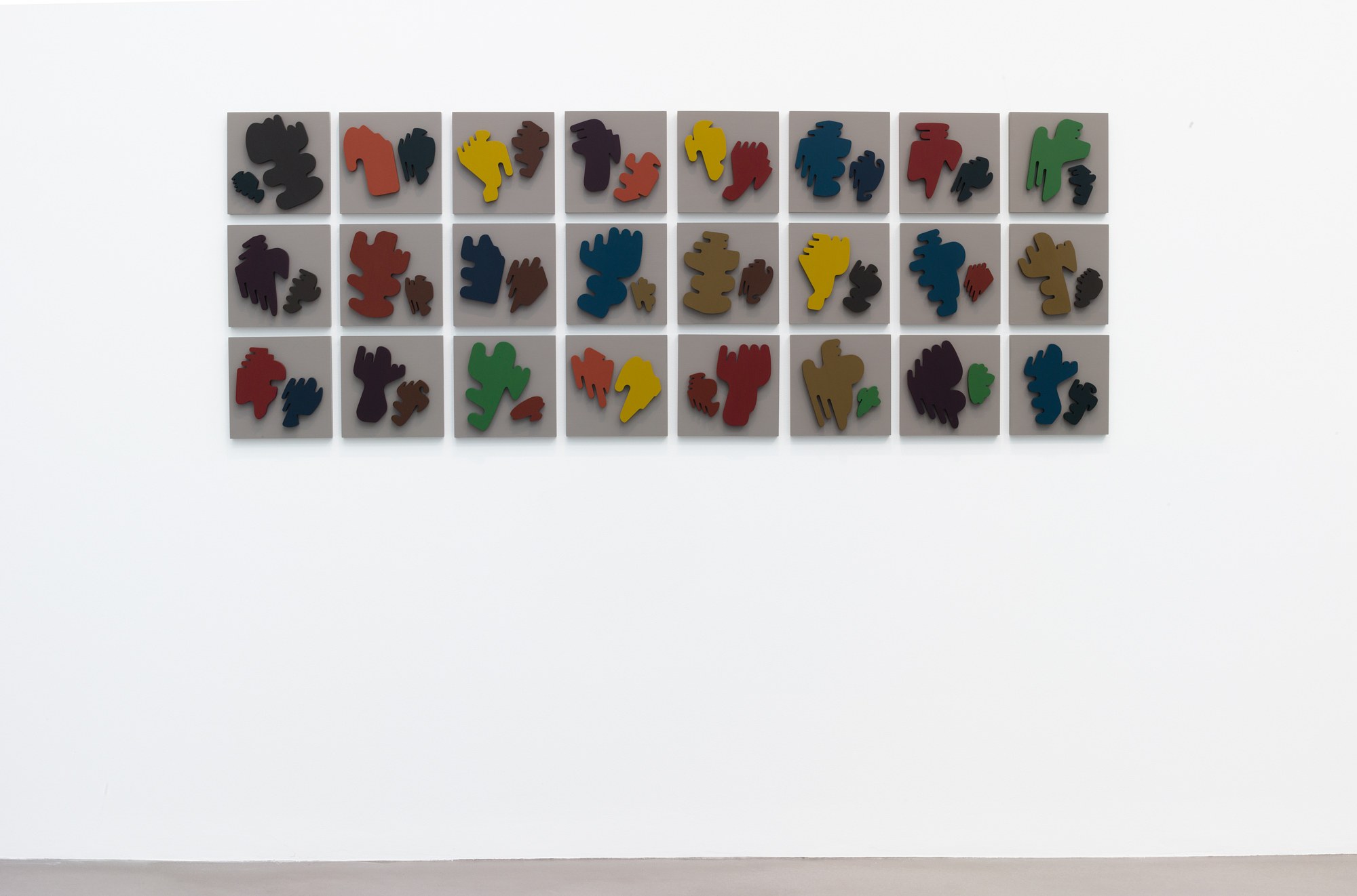Allan McCollum, The Shapes Project: Perfect Couples at Petzel, photo 43