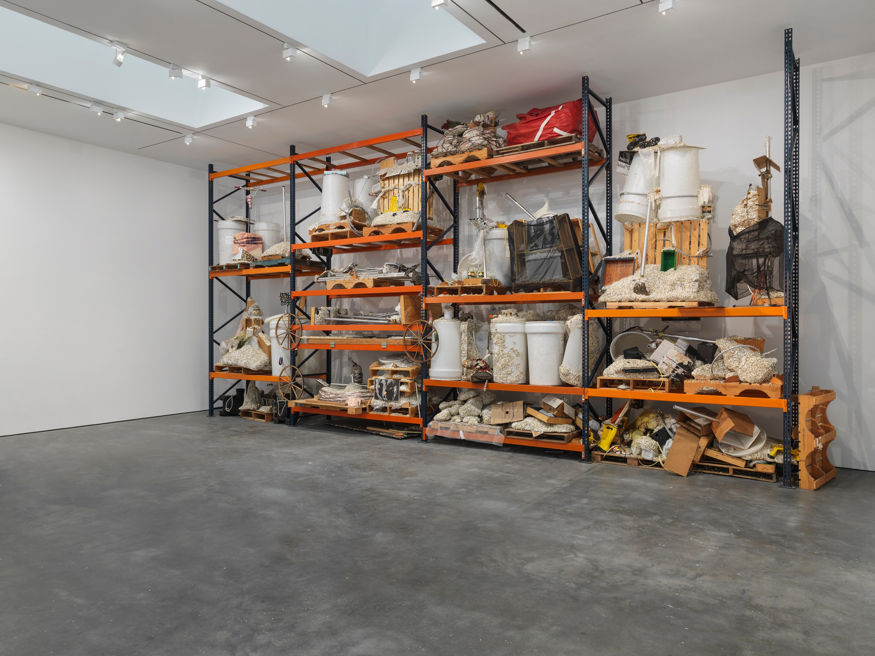 Jason Rhoades, PeaRoeFoam at Josh Smith Studio, Brooklyn, photo 9