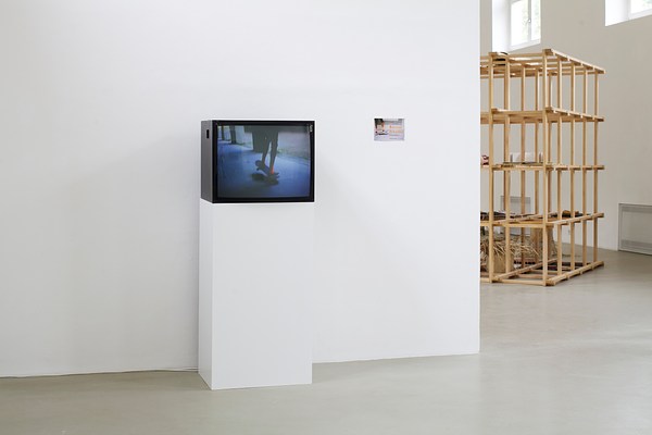 Image 4 of 41
