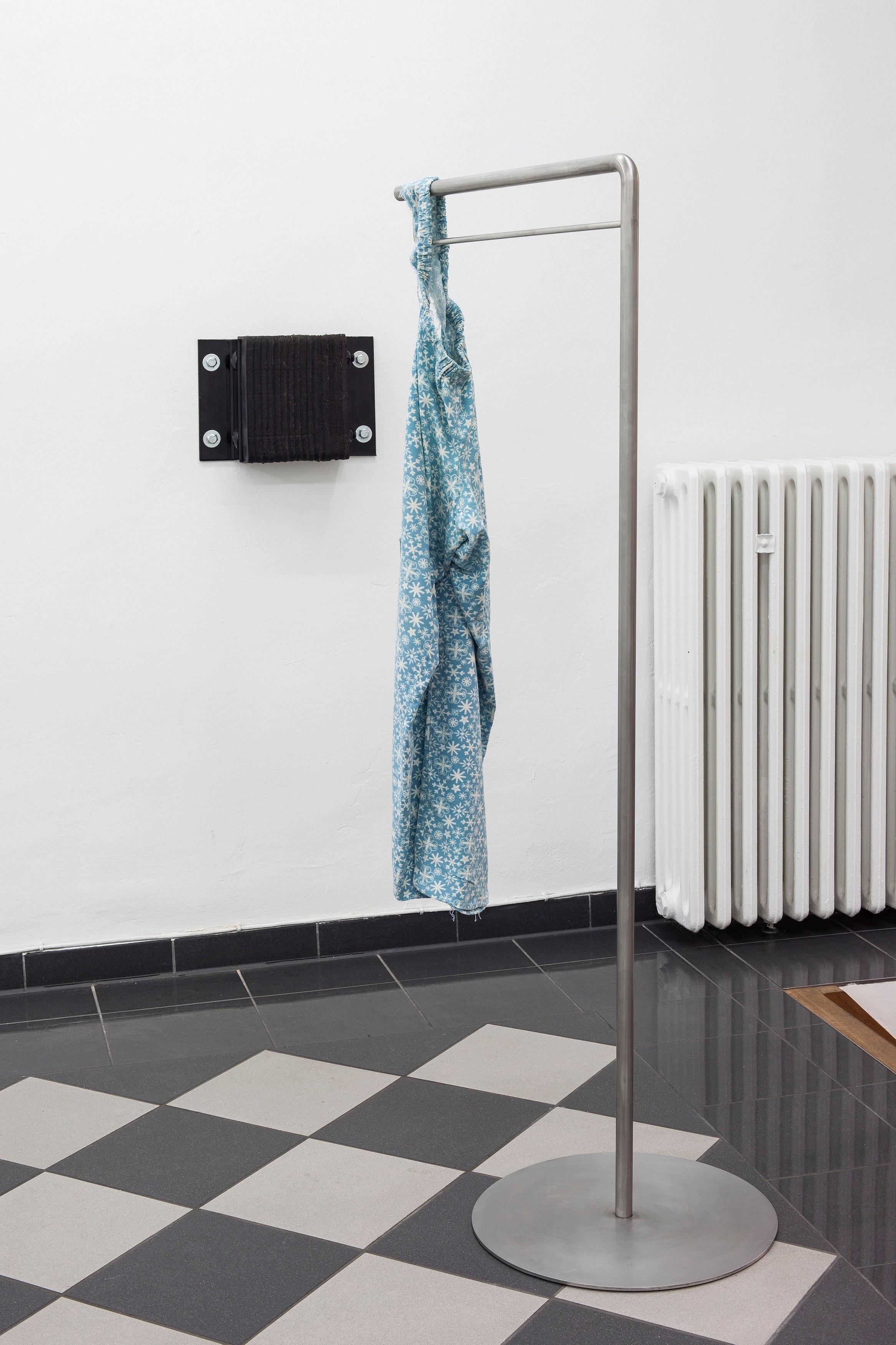 Park McArthur, Passive Vibration Isolation at Lars Friedrich, photo 13