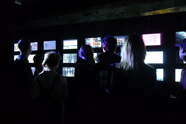 Image 7 of 9