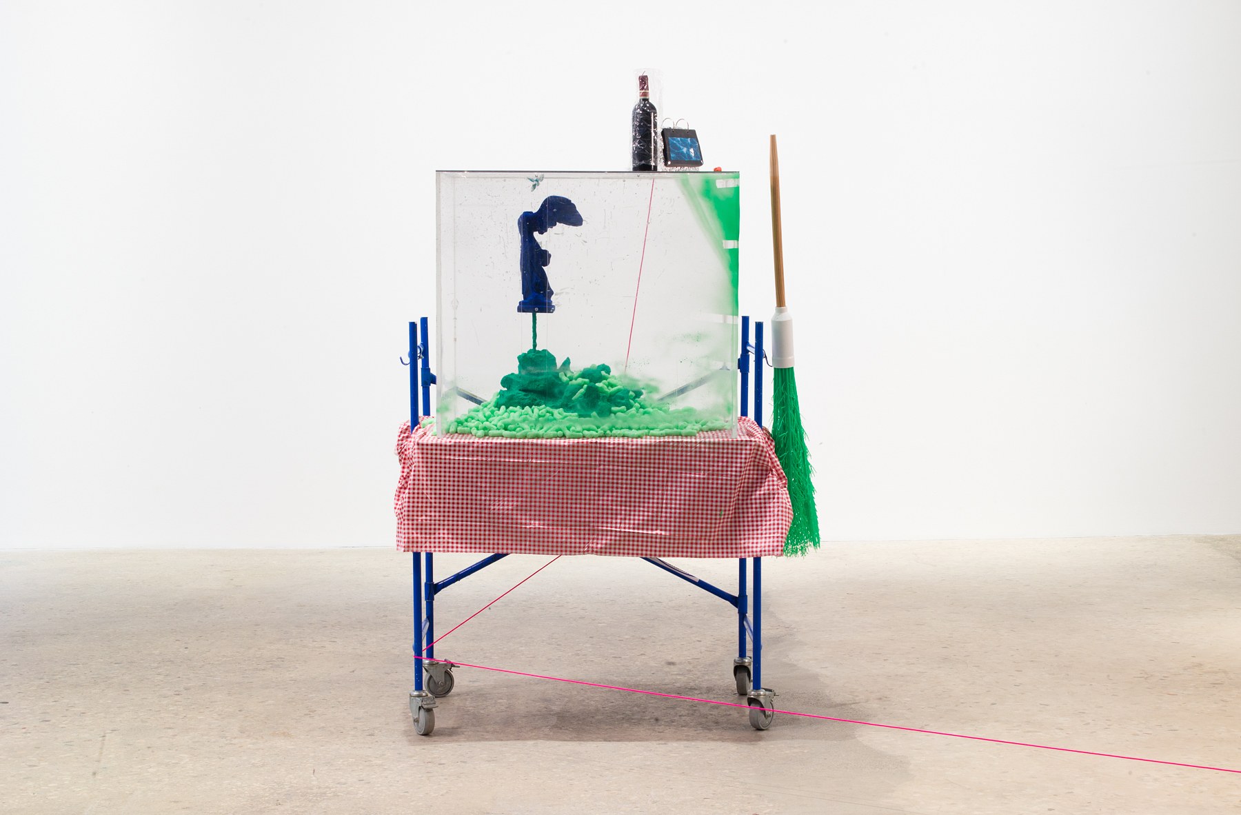 Rachel Harrison, Prasine at Greene Naftali, photo 15
