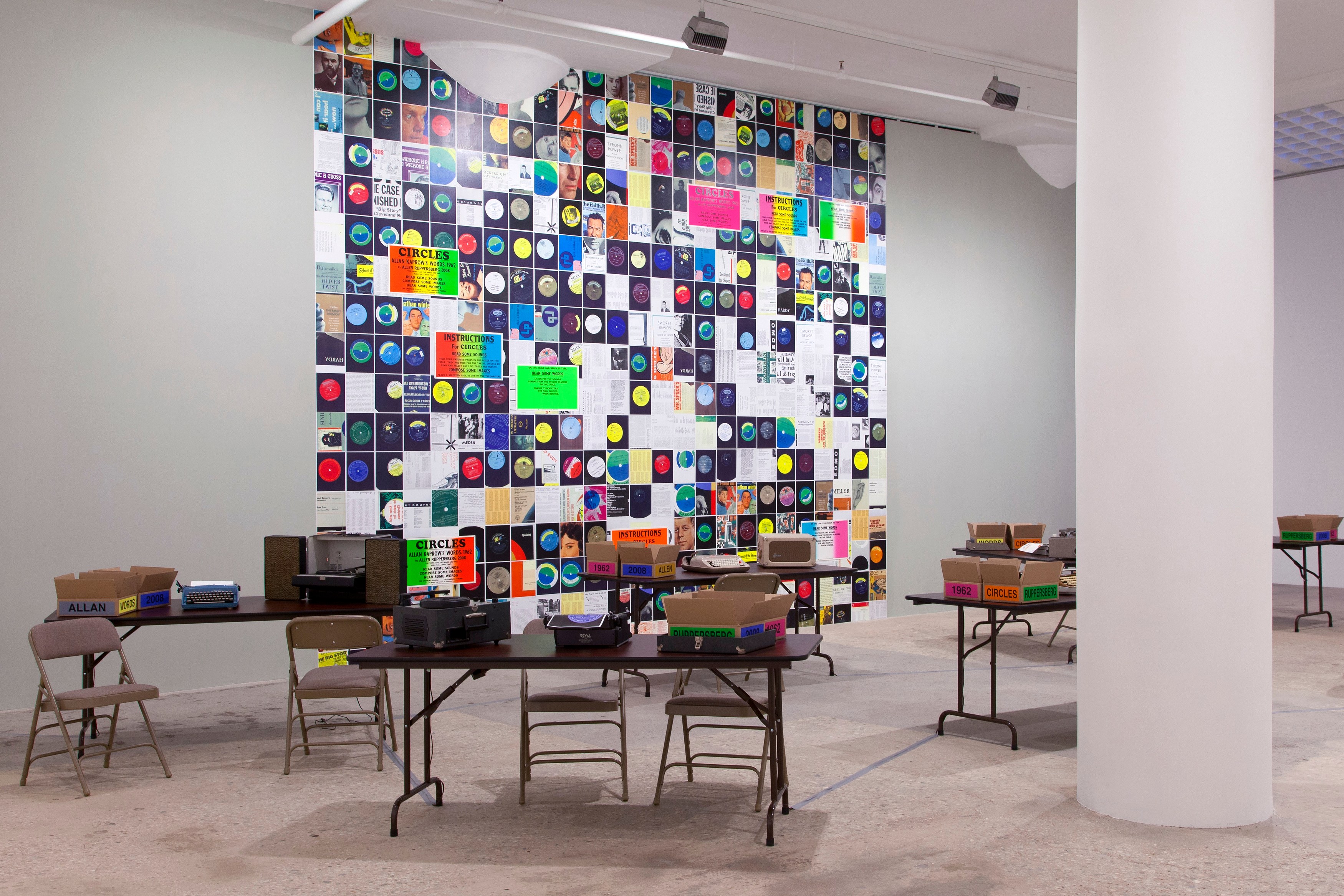 Allen Ruppersberg, Allen Ruppersberg at Greene Naftali, photo 2