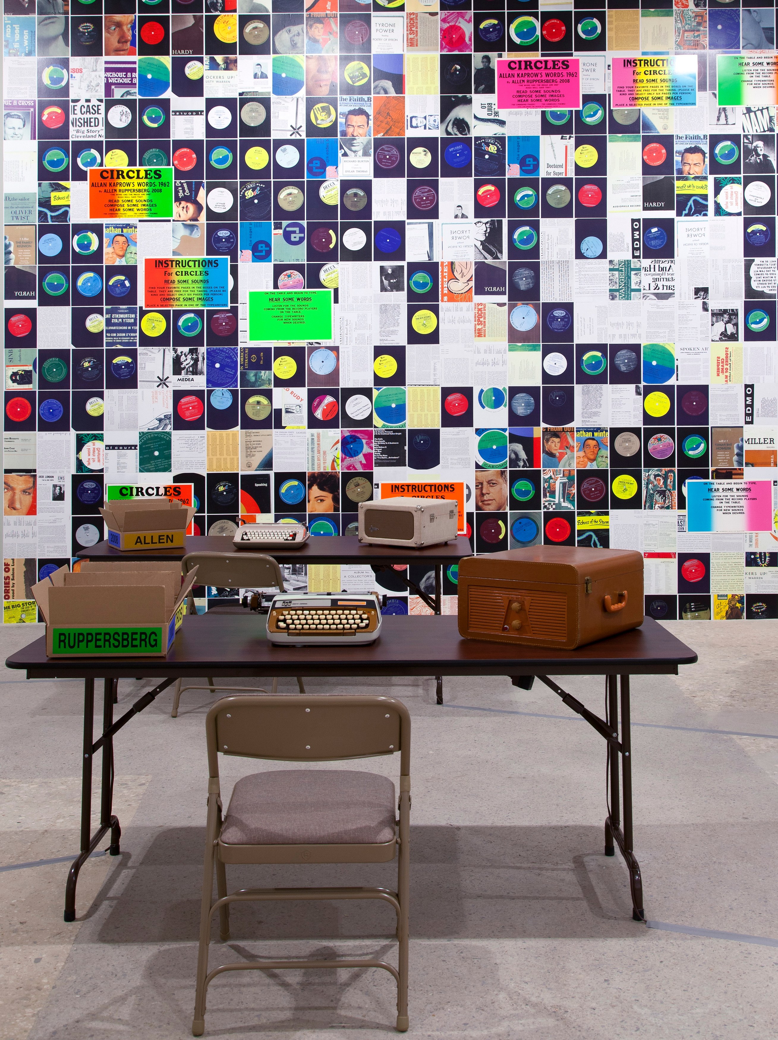 Allen Ruppersberg, Allen Ruppersberg at Greene Naftali, photo 4