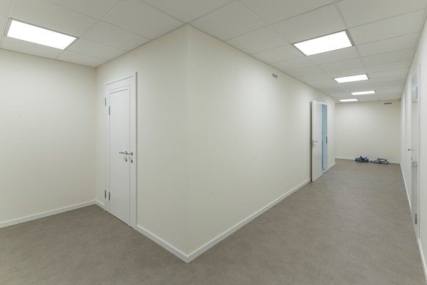 Image 29 of 38