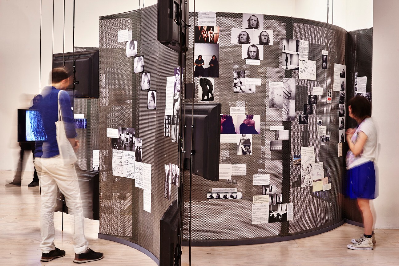 Vito Acconci, Where We Are Now (Who Are We Anyway?), 1976 at MoMA PS1, photo 7
