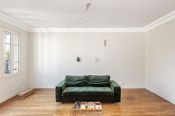 Image 2 of 17