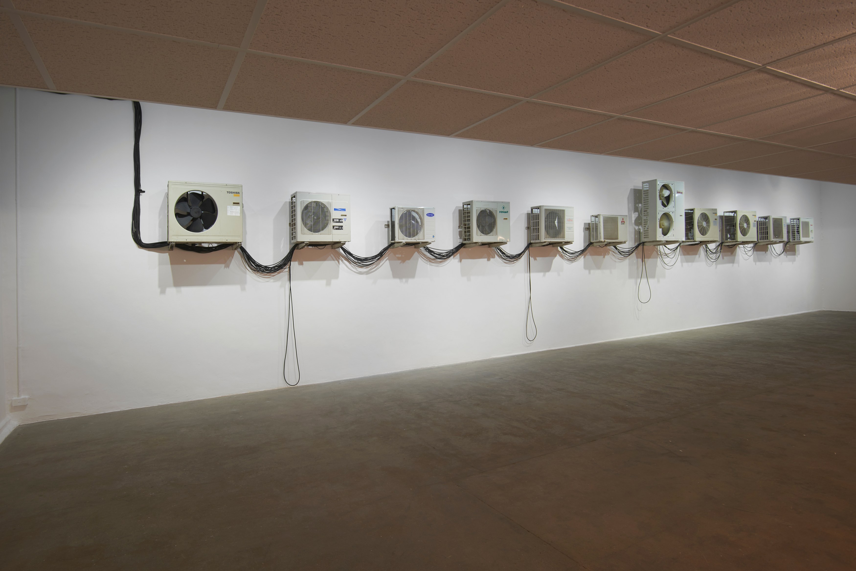 Ima-Abasi Okon, Infinite Slippage: nonRepugnant Insolvencies T!-a!-r!-r!-y!-i!-n!-g! as Hand Claps of M’s Hard’Loved’Flesh [I’M irreducibly-undone because] —Quantum Leanage-Complex-Dub at Chisenhale Gallery, photo 13