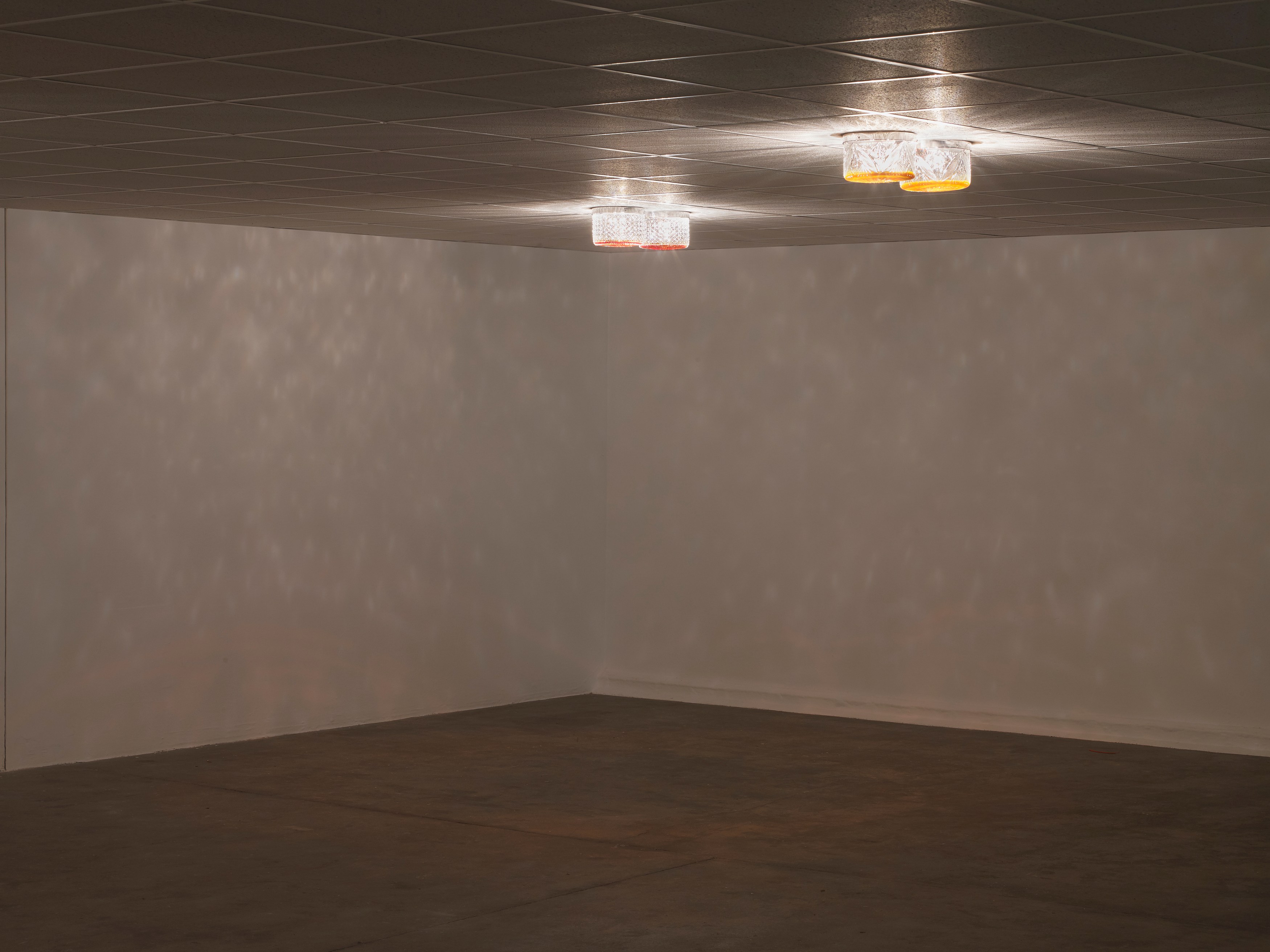 Ima-Abasi Okon, Infinite Slippage: nonRepugnant Insolvencies T!-a!-r!-r!-y!-i!-n!-g! as Hand Claps of M’s Hard’Loved’Flesh [I’M irreducibly-undone because] —Quantum Leanage-Complex-Dub at Chisenhale Gallery, photo 16