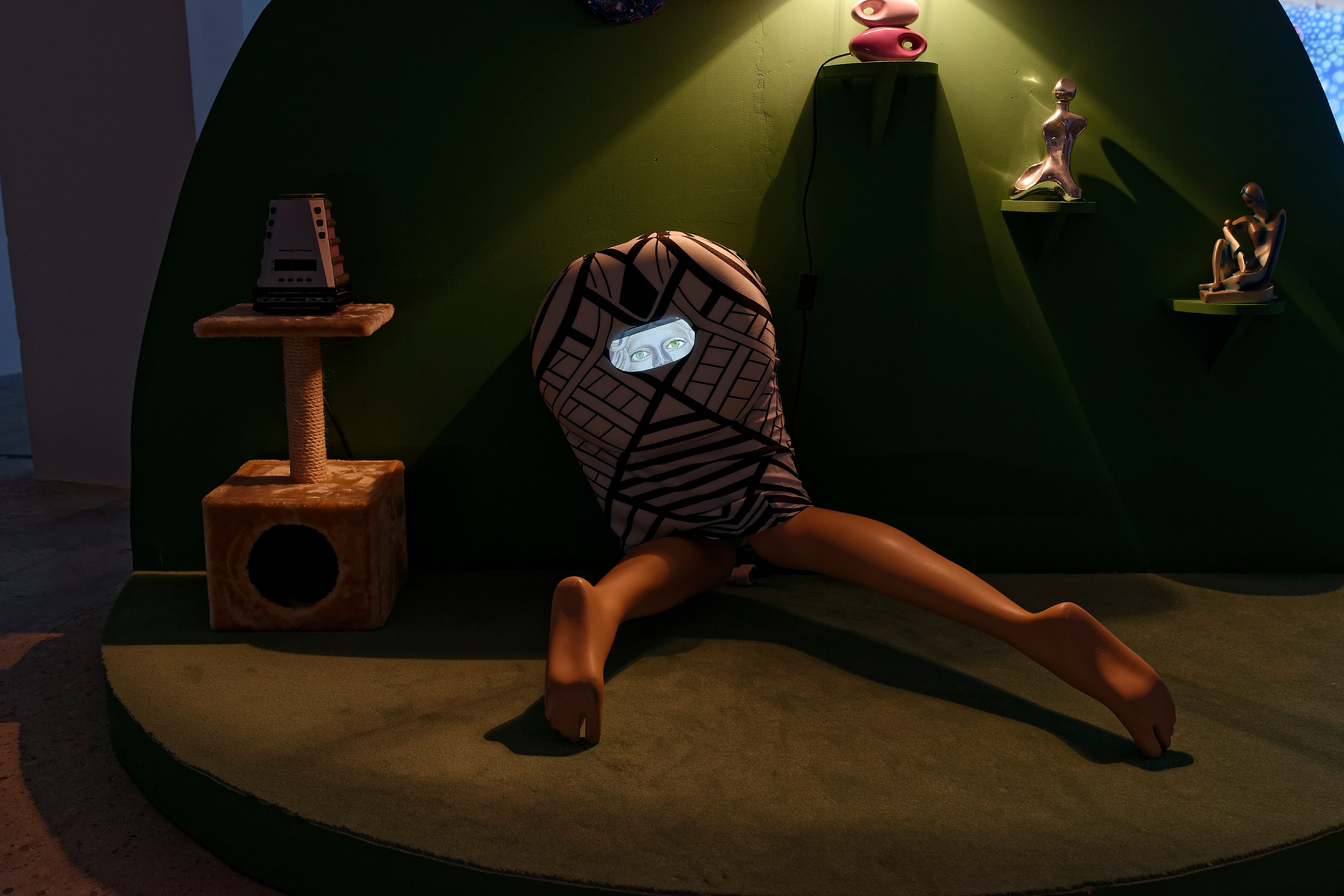 Shana Moulton, Mood Swings at Tragic Venus, CELESTE | data center Marilyn, Champs-sur-Marne, photo 45