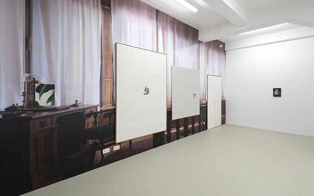 Image 4 of 10