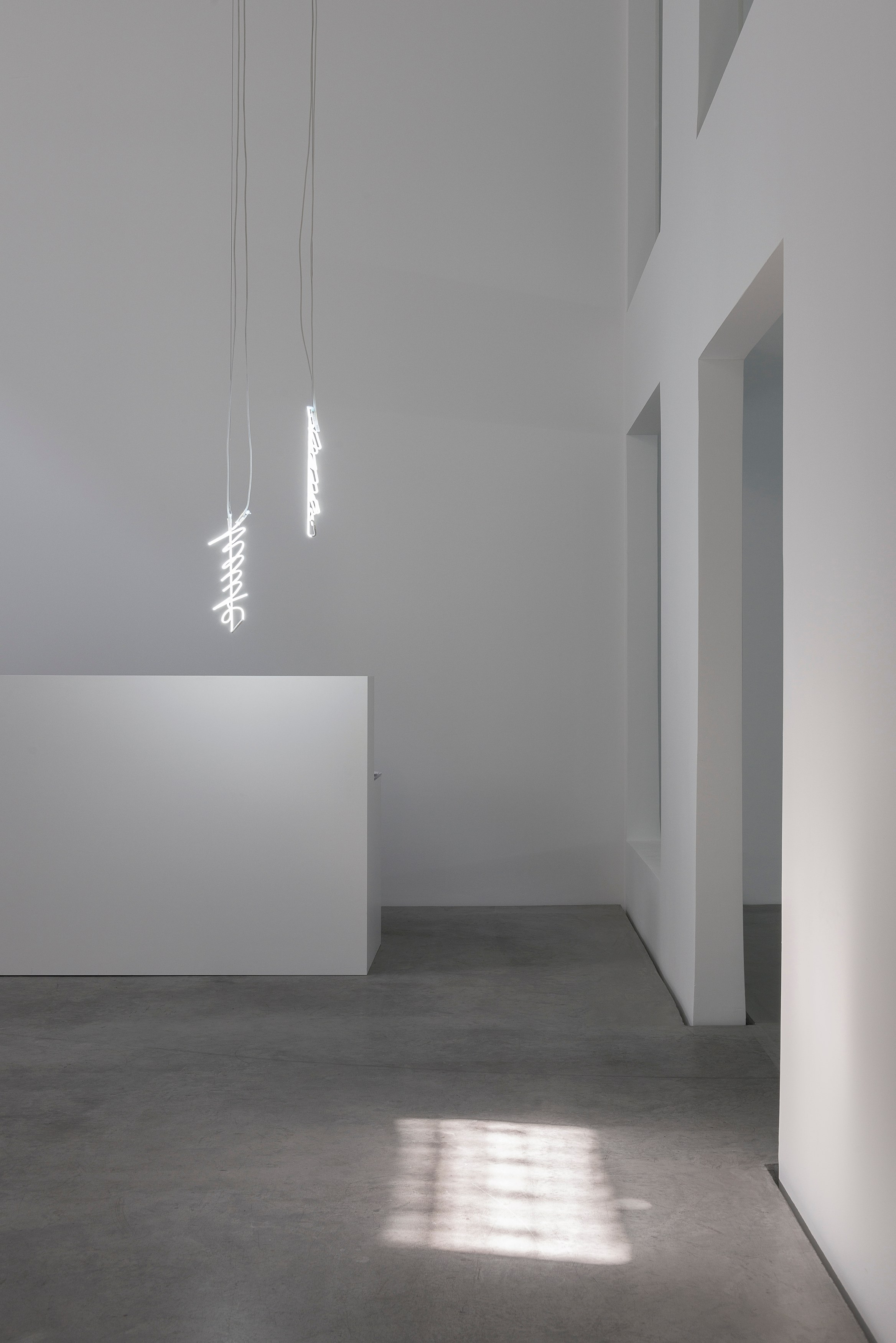 Cerith Wyn Evans, Untitled at MD 72, photo 7