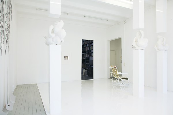 Image 7 of 18