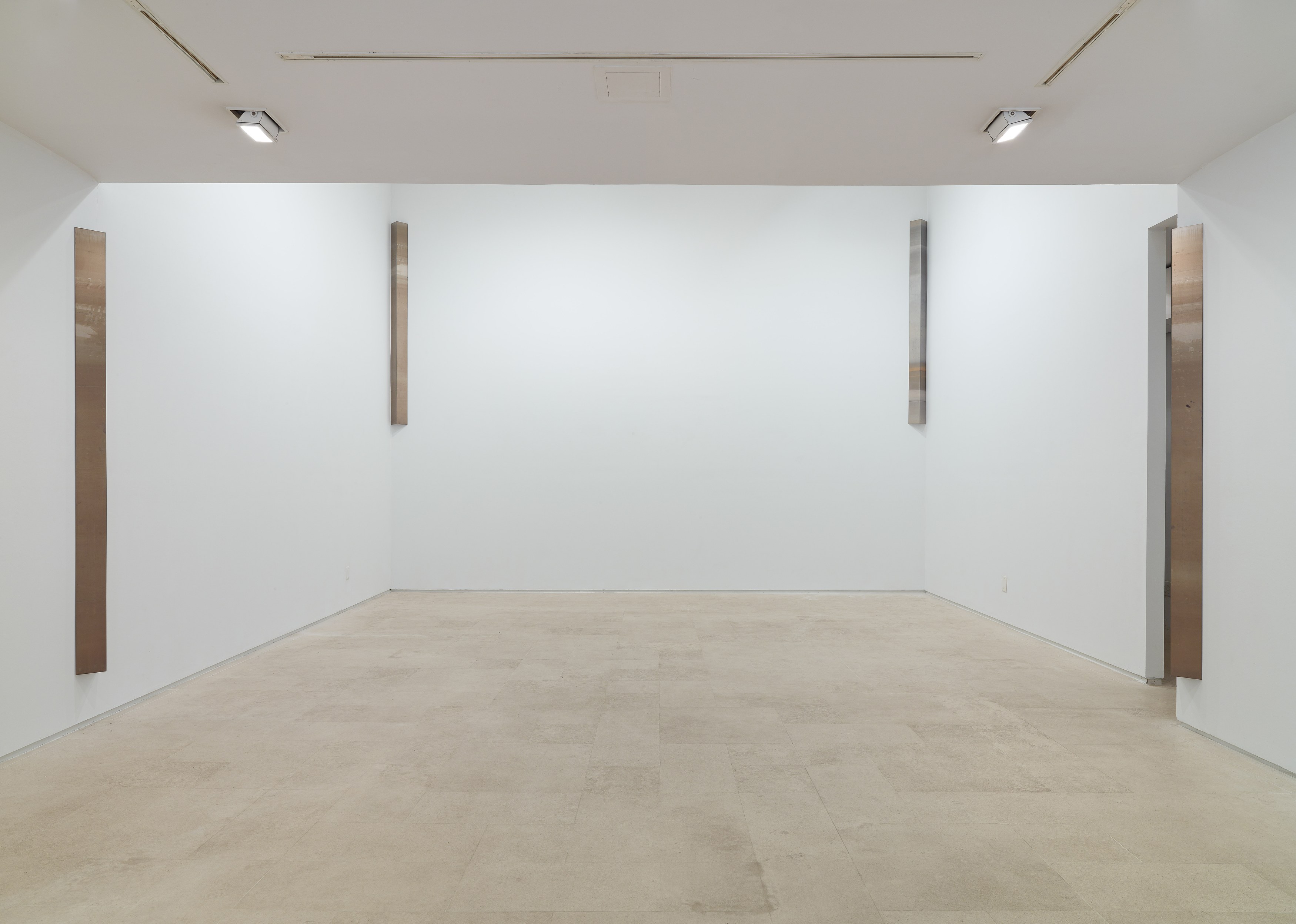 Liz Deschenes, Stereographs #1 - 4 (Rise / Fall) at Miguel Abreu, New York (88 Eldridge Street, 36 Orchard Street), photo 2
